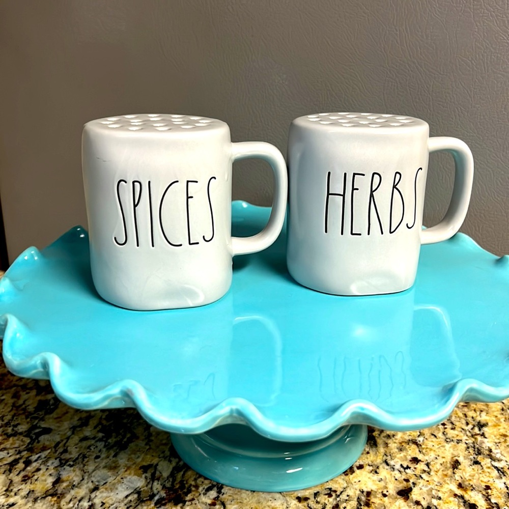 Rae Dunn “Herbs & Spices” Shakers Gray